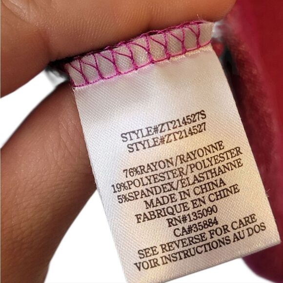 Z Supply Women's Magenta Ribbed Pullover Blouse Size S - Picture 6 of 6